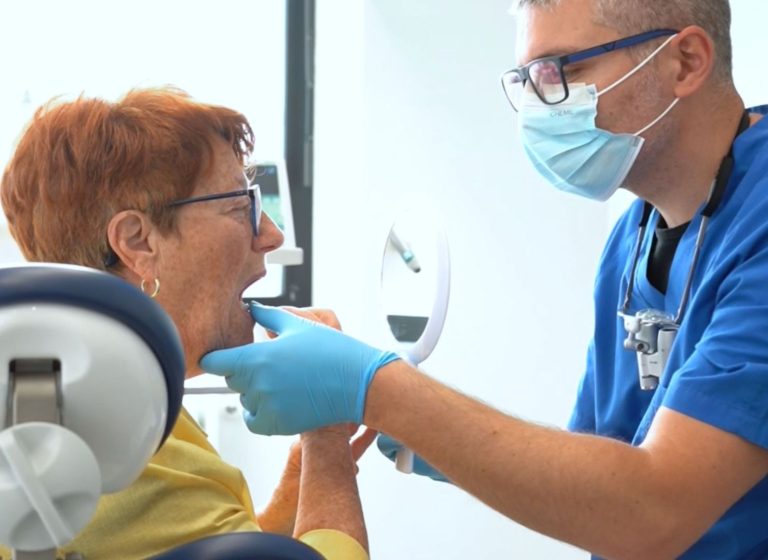 Blog 8 Come si fa un impianto dentale